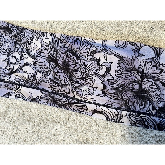 Lululemon Wunder‎ Under Hi-Rise 27in.  Hanakatoba Luxtreme  Starlight Sz 6 - Picture 5 of 6